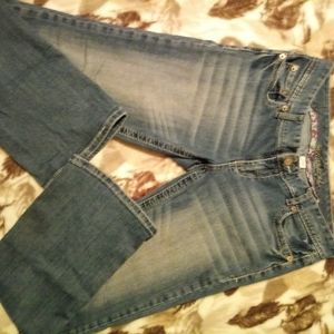 Maurices jeans